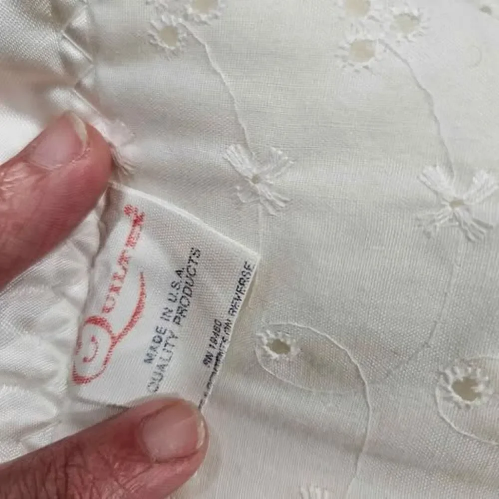 Unbranded elegant white